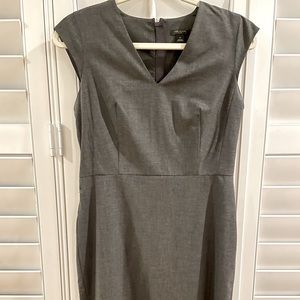 Ann Taylor suiting dress. 4P